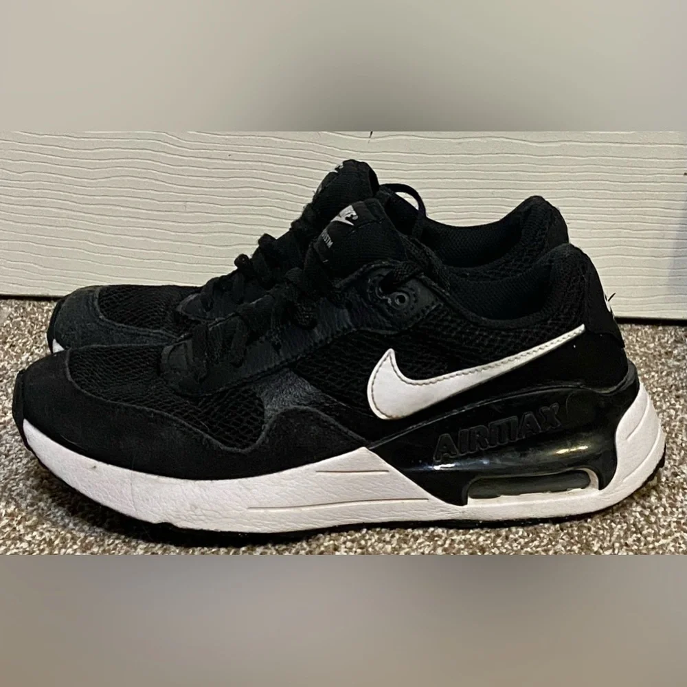 Nike Air Max System [DQ0284-001] Kids Casual Shoes Black White Size 6Y
